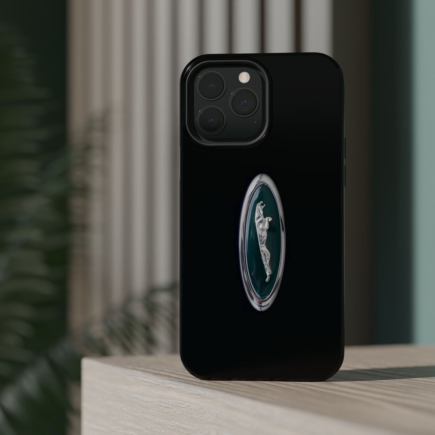 Magnetic Tough Cases, Classic Jaguar 'Leaper' Car Badge, Car Lover Gift, Protective iPhone Cover, Unique Design, Automotive Enthusiast